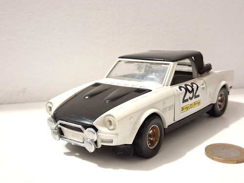 Burago 0137 fiat - 0137, 124