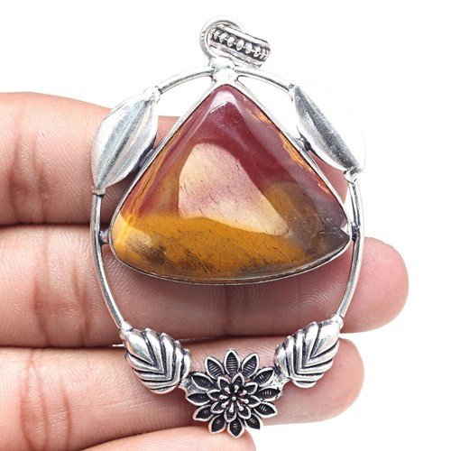 Collana cavallo selvatico