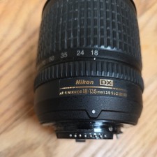 Nikon Nikkor obiettivo 18-135