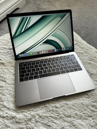 Apple macbook pro pollici - apple,