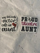 (2) Decalcomanie Zia TEATRO DRAMMA Auto Paraurti Vinile Adesivo Orgoglioso Teatro Zia