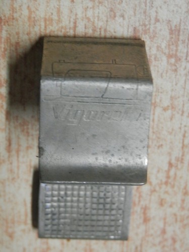 Vecchio accessorio per