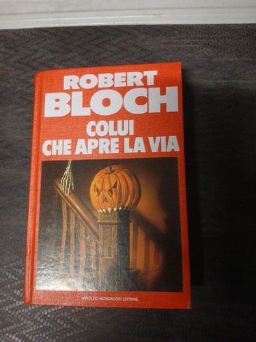 Colui che apre via robert - apre,