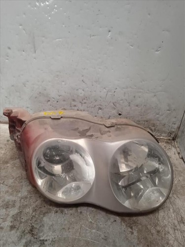 1013698 faro fanale destro