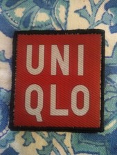 Uniqlo Stemma.misura 6×6cm