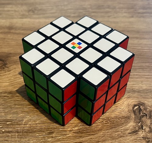 Puzzle cube stile rubiks - x-cube,