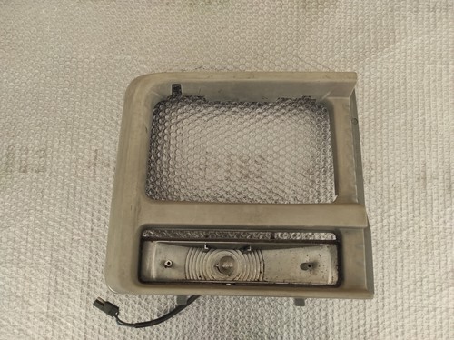 Cornice faro freccia anteriore - freccia,