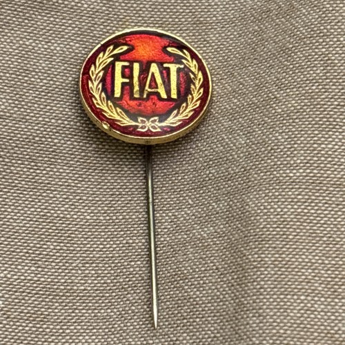 Fiat auto car spilla - spilla, vintage