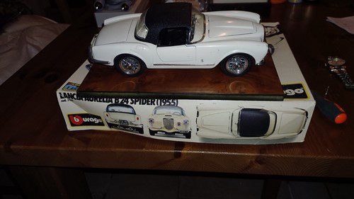 Modellino auto scala - , 1:18