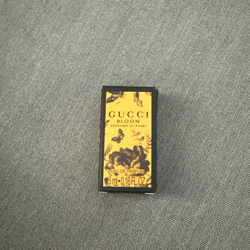 Gucci bloom profumo - bloom, fiori