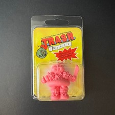 TRASH MINIS Alien Robot