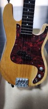 Mini chitarra da collezione in
