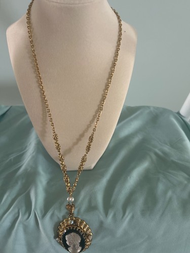 Set gioielli vintage cammeo