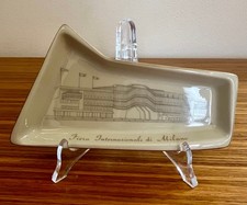 Gio Ponti, posacenere per Fiera di Milano, Richard Ginori, Serpentina, 1951