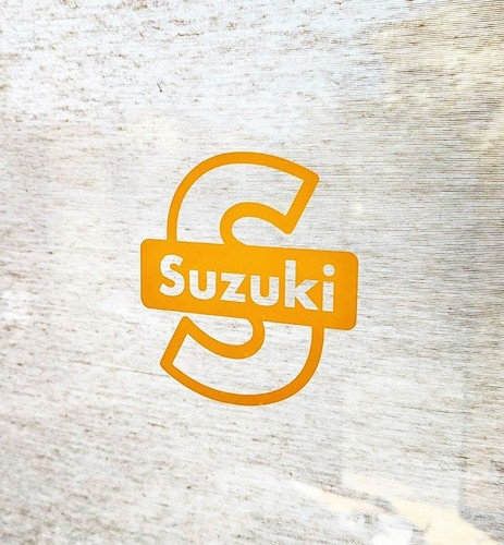 281 adesivo taglio suzuki - 281.,