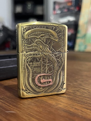 Zippo japanese giger - japanese,