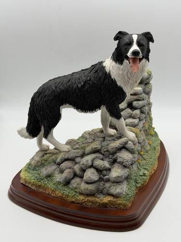 Border fine arts keeping - border,