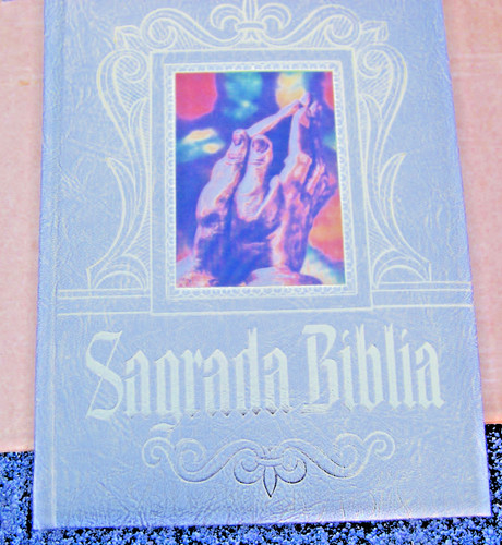 Sagrada biblia traducida la - biblia, de
