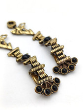 PARTICOLARI , ORECCHINI A CLIP