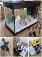 Acquario completo di tutti gli accessori Wave Birba 40. Dimensioni 43x24x33h cm