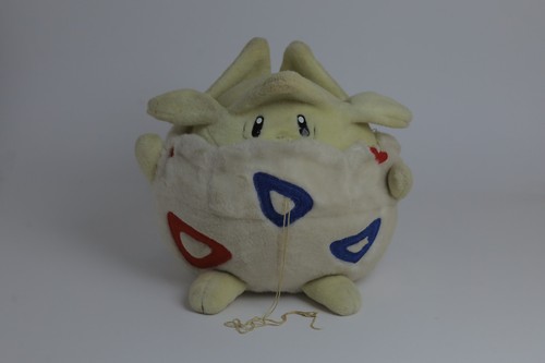 Peluche tomy pokémon togepi - peluche,