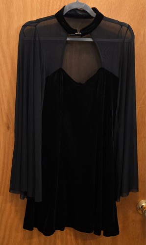 Abbigliamento nero latte - abbigliamento,