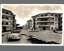 Napoli Resia Rione Sapio, auto epoca F. Grande spedita