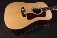 Guild D-55E Dreadnought