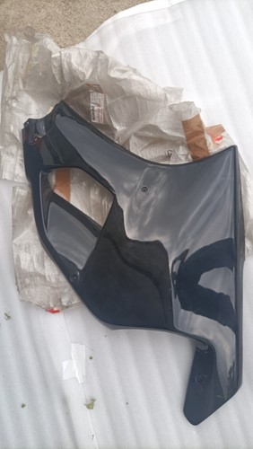 Carena destra chesterfield - destra,