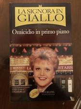 (2) La Signora in Giallo -