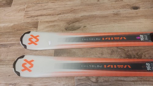 Sci carve all mountain - sci,