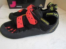 Scarpe da arrampicata su