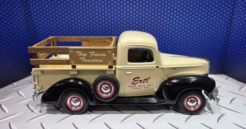 Ertl replica 1940 ford - ertl,