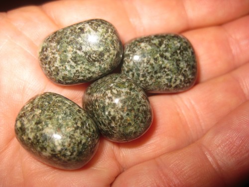 Stonehenge tumbled stones 46g - tumbled,