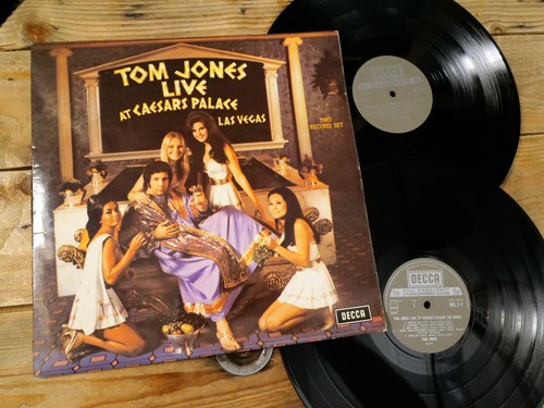 Tom jones live caesar - tom,