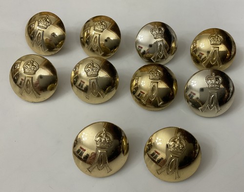 Vtg gold qaranc queen - vtg,