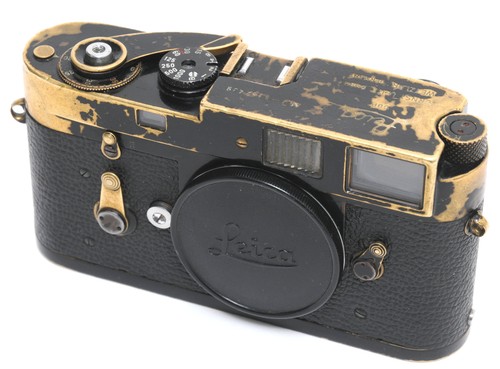 Leica vernice nera ultimo - nera,