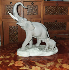 Lladro #1151 elefante con su