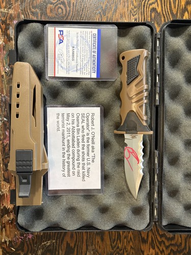 Coltello tattico firmato