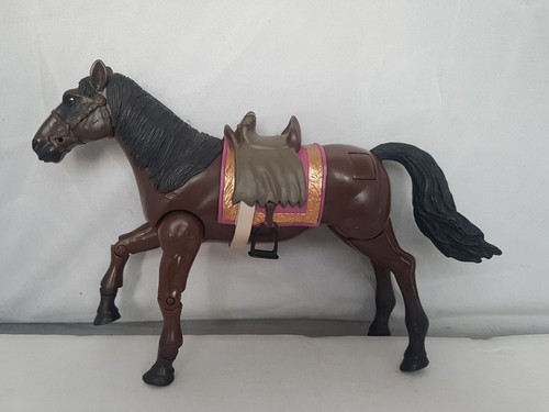 Cavallo con trotto che - , cammina