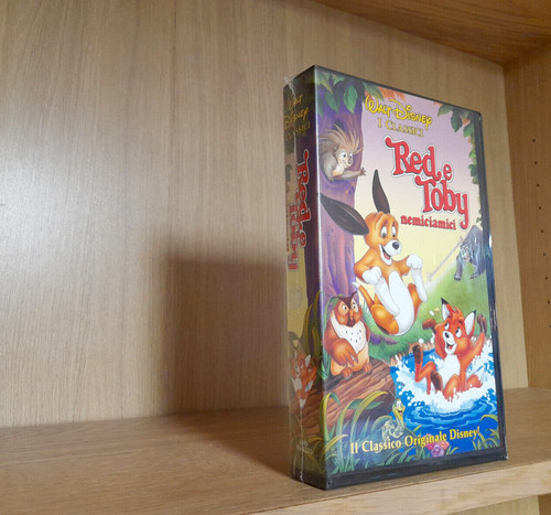 Red toby nemiciamici vhs i - red,