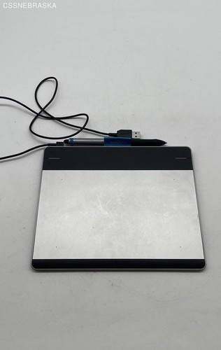 Gray wacom intuos pen tablet - gray,