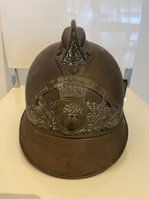 Casco dei vigili del fuoco di Parigi Francia  Pompiers