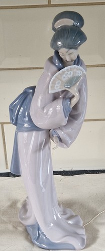 Retired lladro nao - retired,