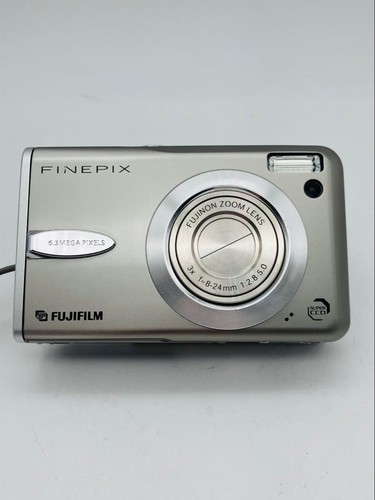 Fotocamera digitale compatta