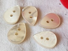 Lotto 5 Bottoni Antichi IN