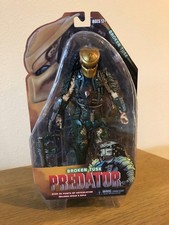 Modellino NECA Predator Broken