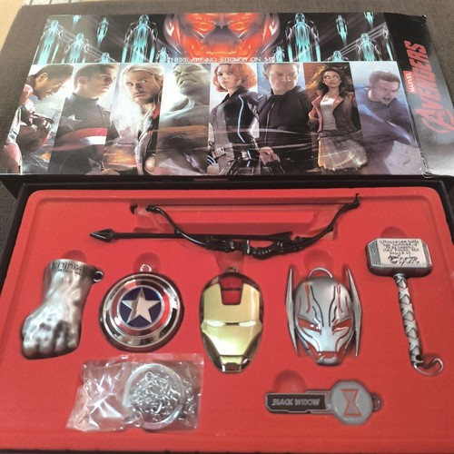 Set charm avengers age - set,