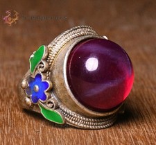 Vecchio anello figura gioielli