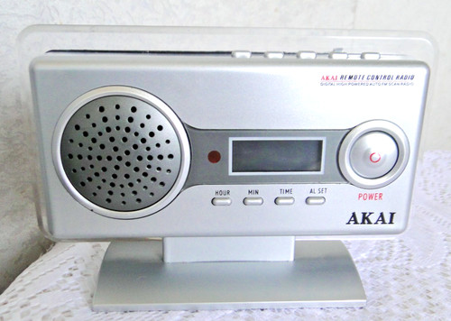 Radio orologio akai 158 - radio, fm